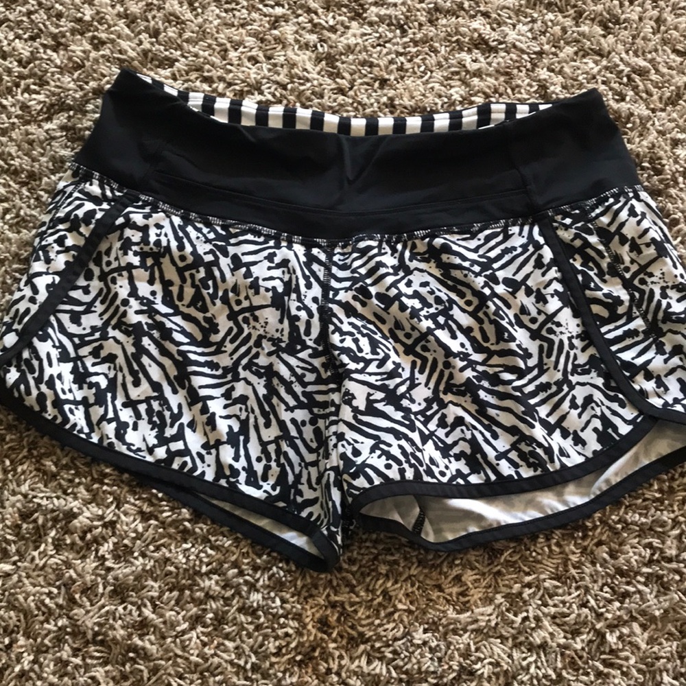 Lululemon run time shorts